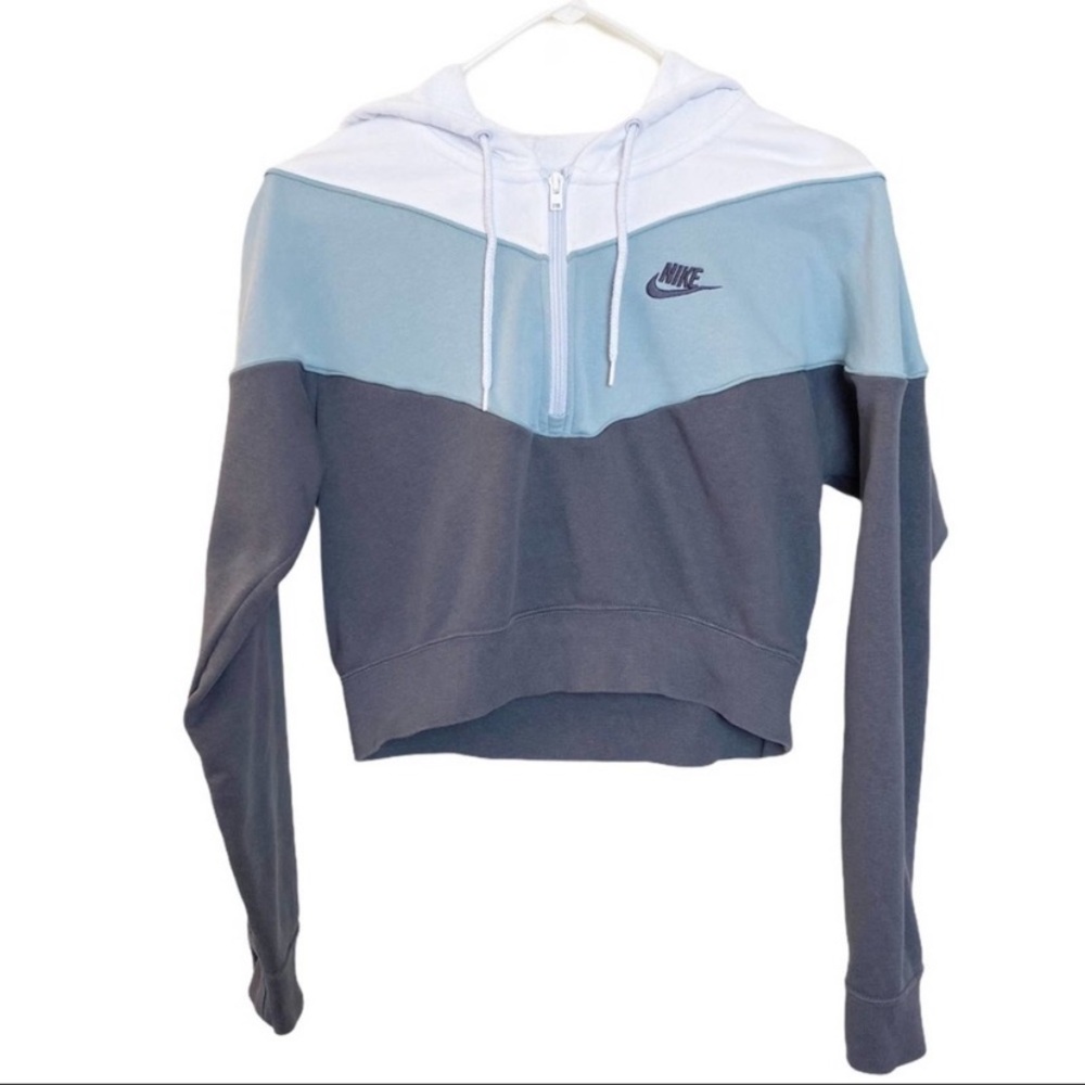 Nike Sportswear Heritage Crop Hoodie